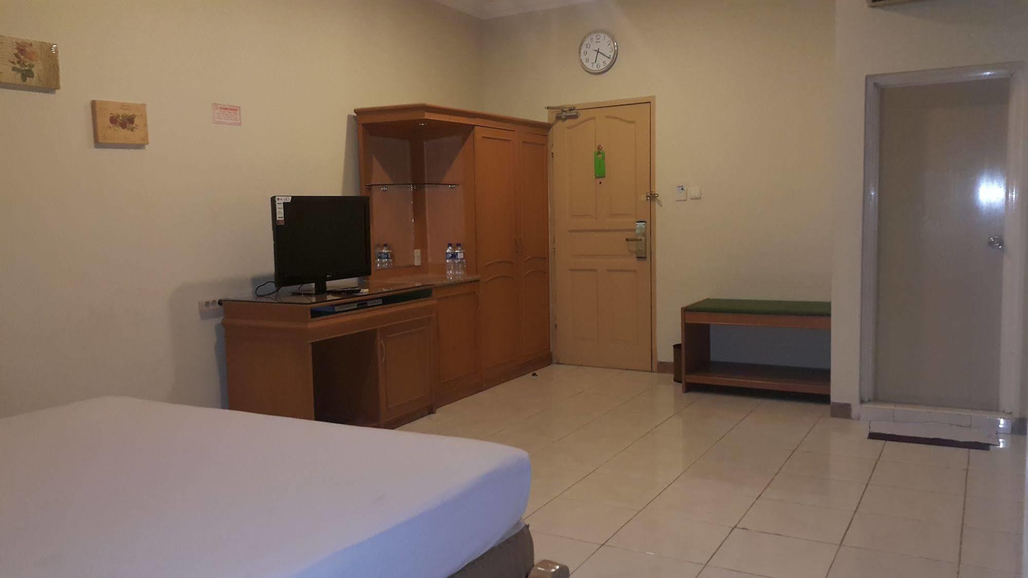 Hotel Maricaya Makassar Dış mekan fotoğraf