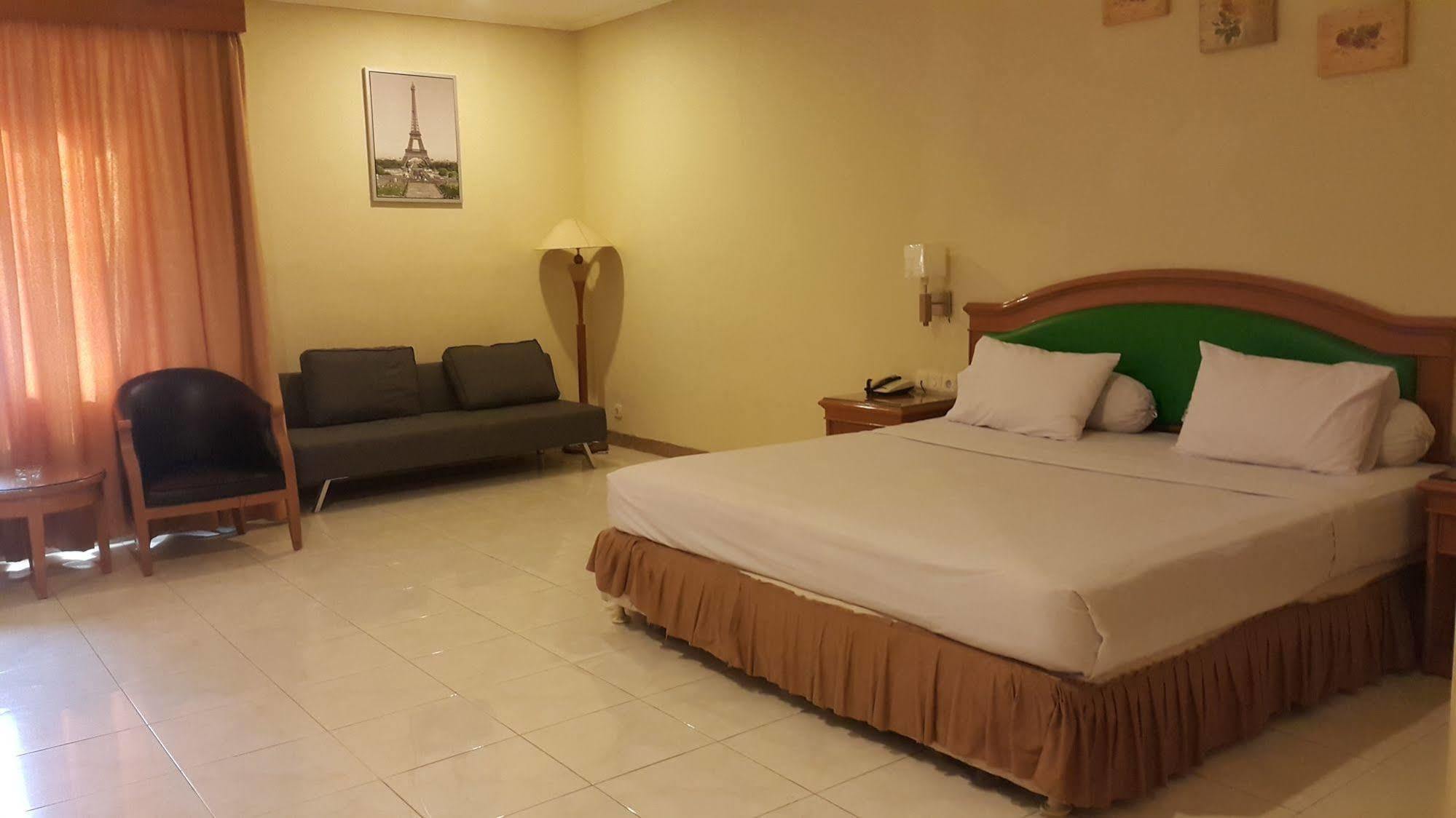 Hotel Maricaya Makassar Dış mekan fotoğraf