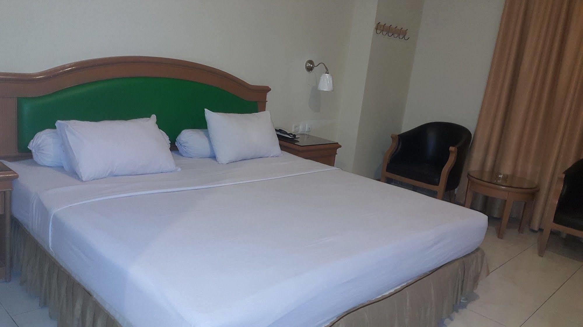 Hotel Maricaya Makassar Dış mekan fotoğraf