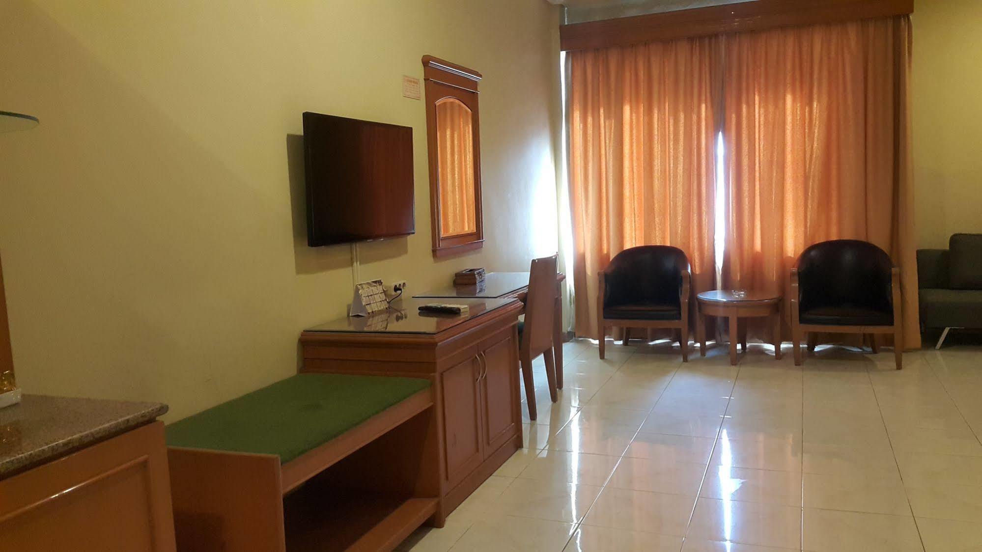 Hotel Maricaya Makassar Dış mekan fotoğraf